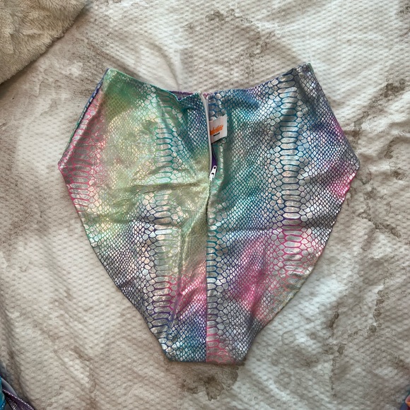 Snakeskin Rave Bottoms - Picture 3 of 5